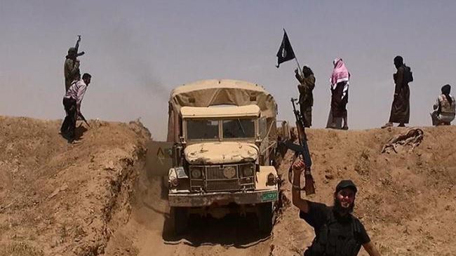 ISIL takes control of 2 Iraqi towns, border crossing
